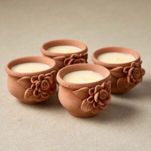 Sravanthi | Original Scent with Rose Detail – Box of 4 Dalit Candles