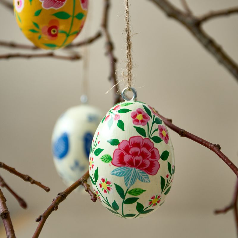 Pink Flowers Hanging Egg